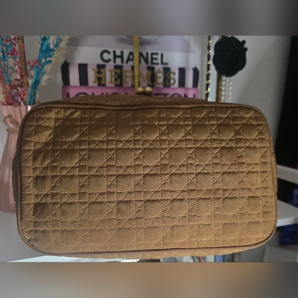 Dior Brown Shoulder Bag with Gold Accents - Picture 6 of 10